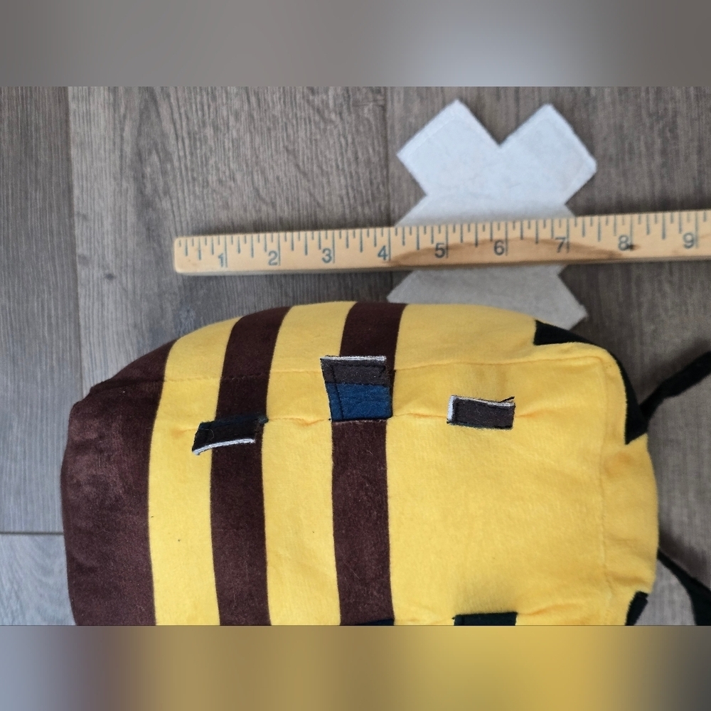 Minecraft Bee Plush Stuffed Toy Cute Cozy - Picture 5 of 7